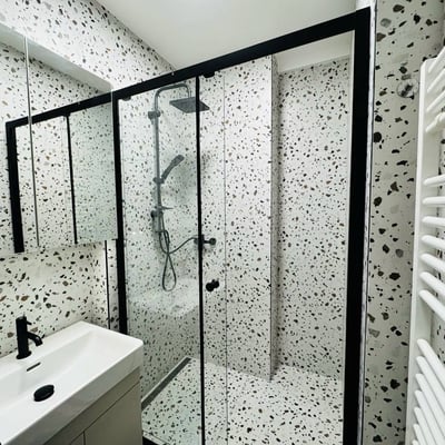 Vermietung einer geräumigen 3-Zimmer-Wohnung, 56 m², Stadtteil Staré Mesto, Bratislava, Slowakei